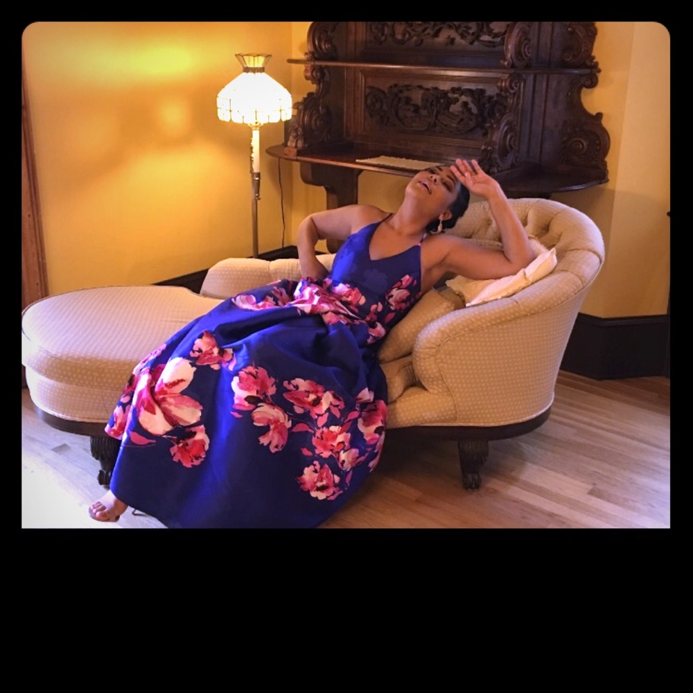 Floral blue dress